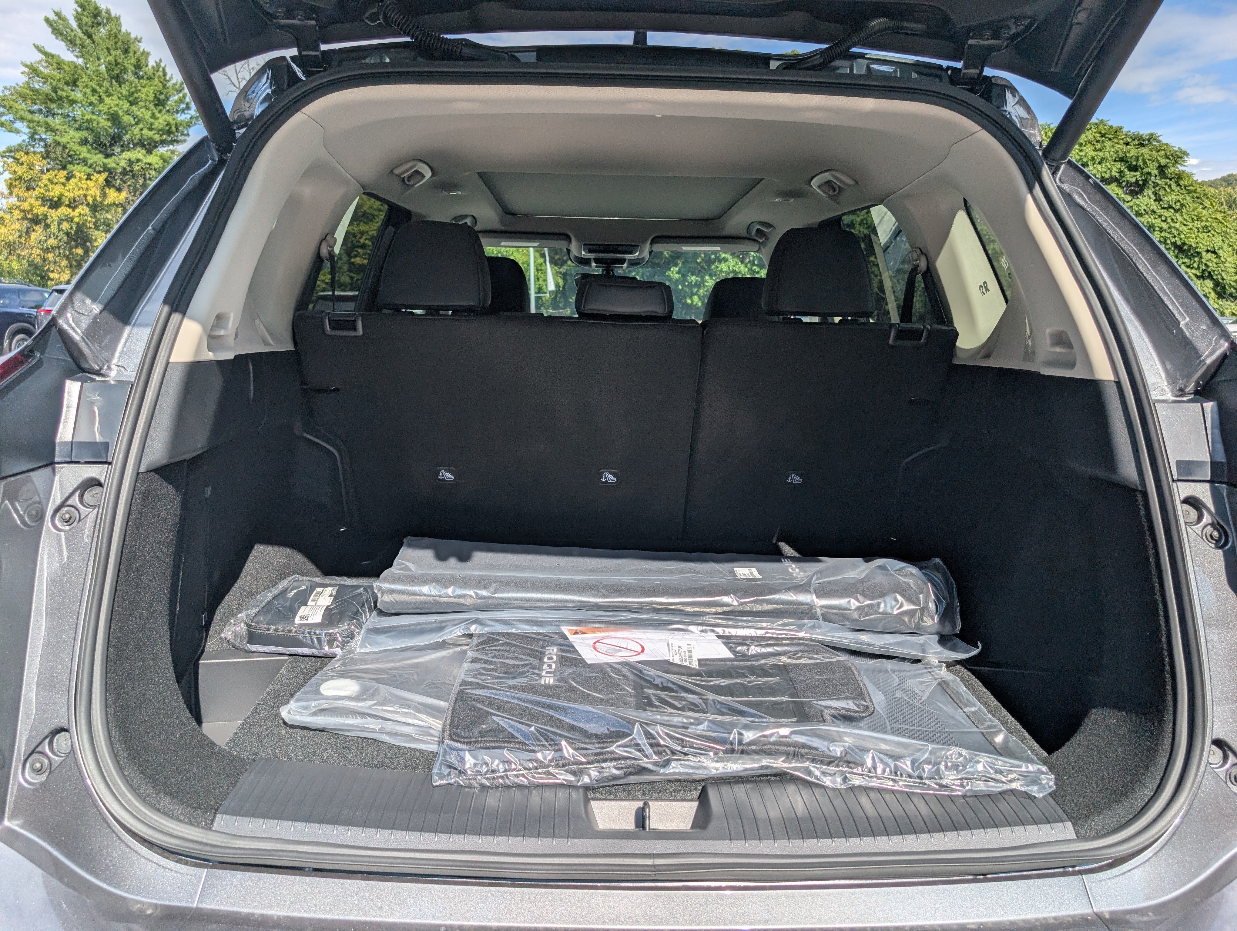 2026 Nissan Rogue Dark Armor™