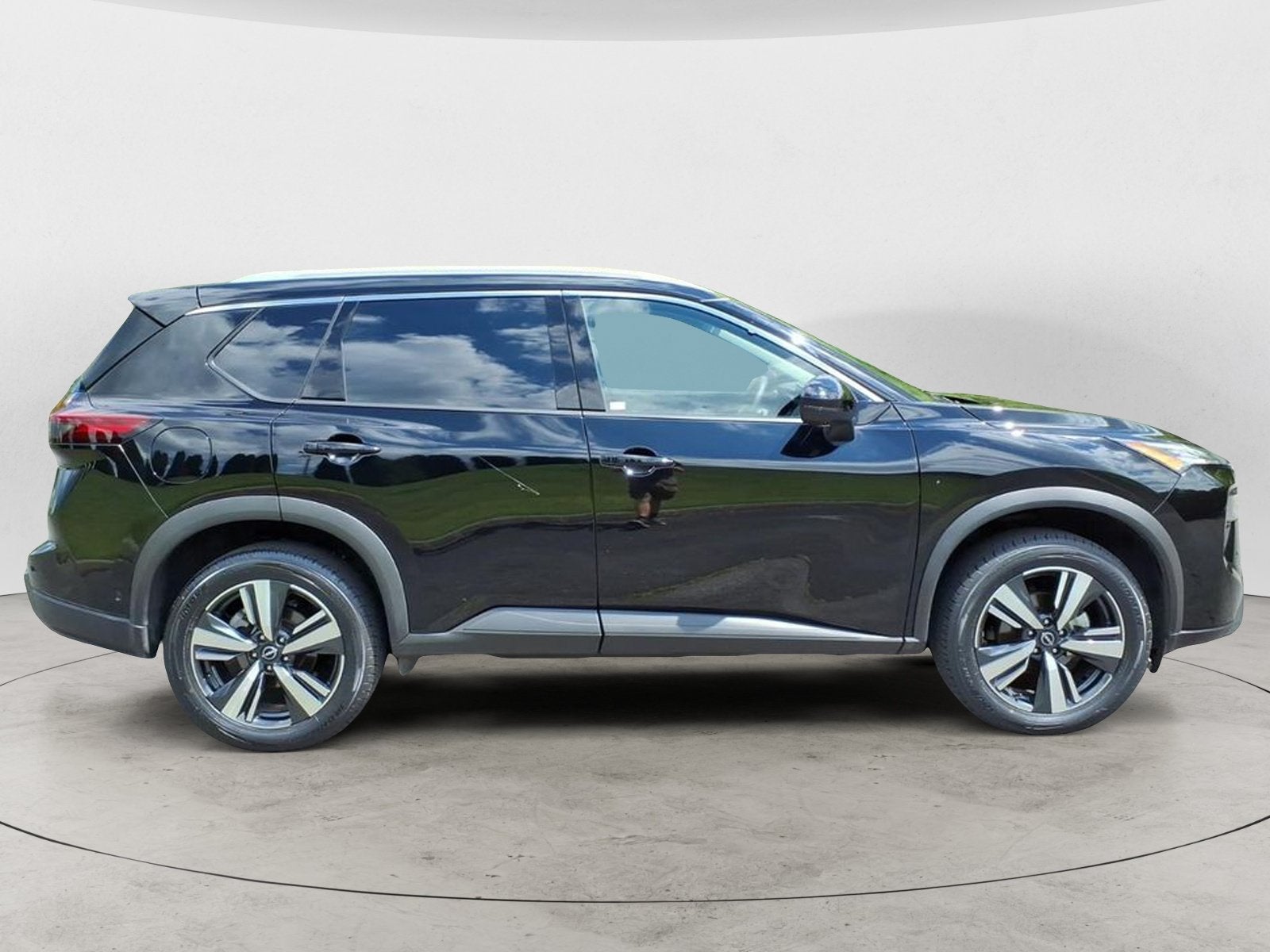2026 Nissan Rogue SL