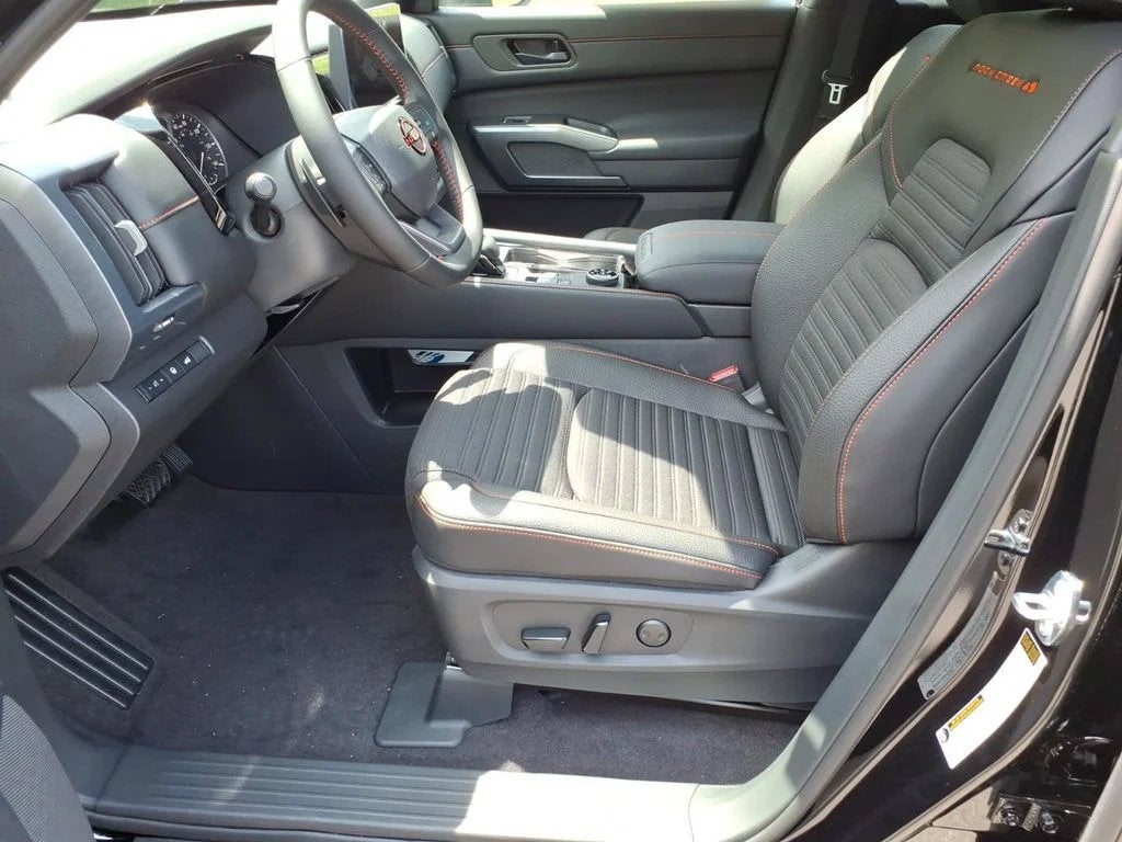 2026 Nissan Pathfinder Rock Creek®