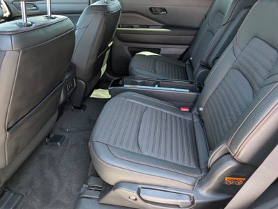 2026 Nissan Pathfinder Rock Creek®