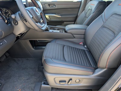 2026 Nissan Pathfinder Rock Creek®