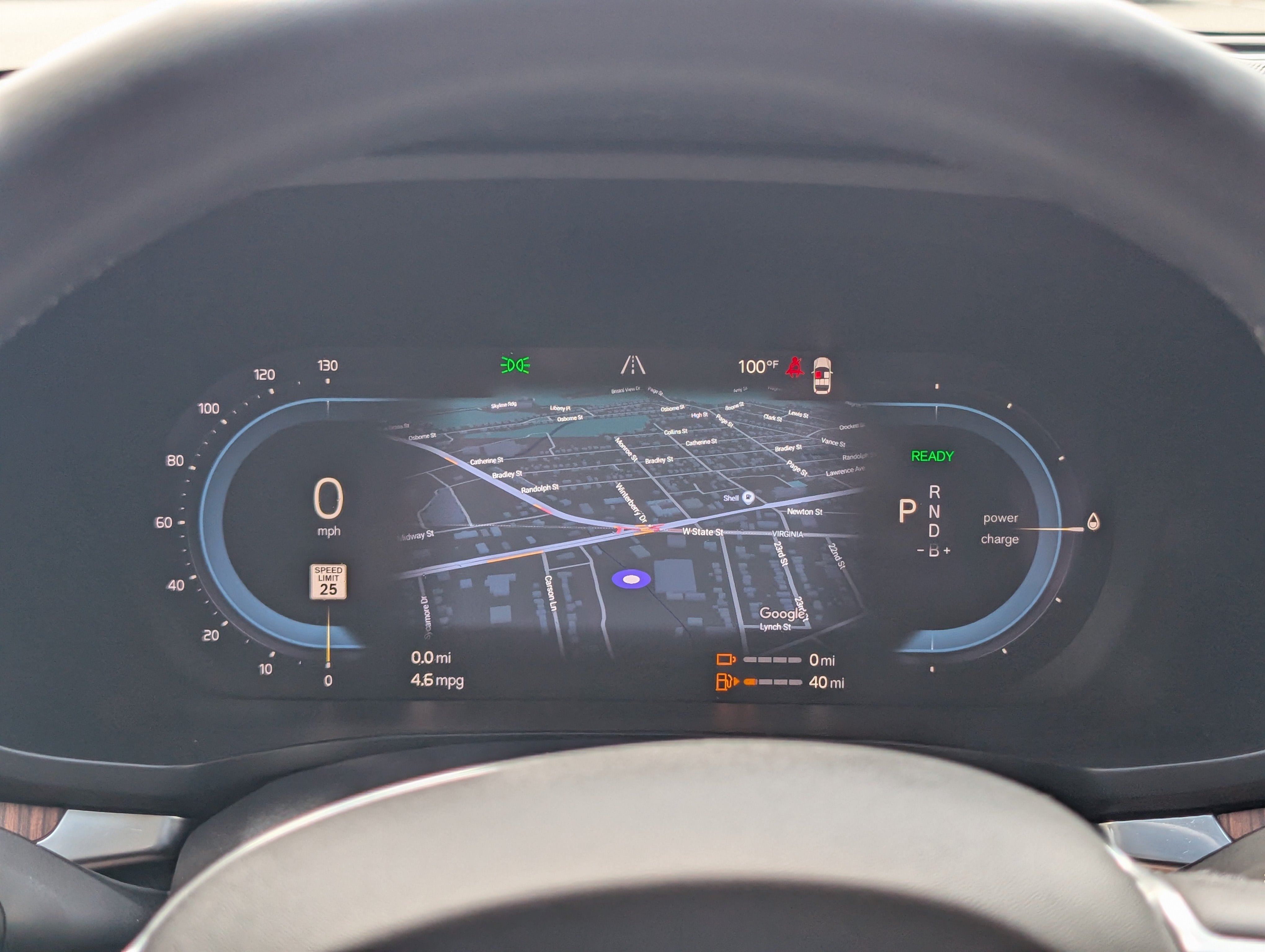 2023 Volvo S60 Recharge Plug-In Hybrid Plus Dark Theme