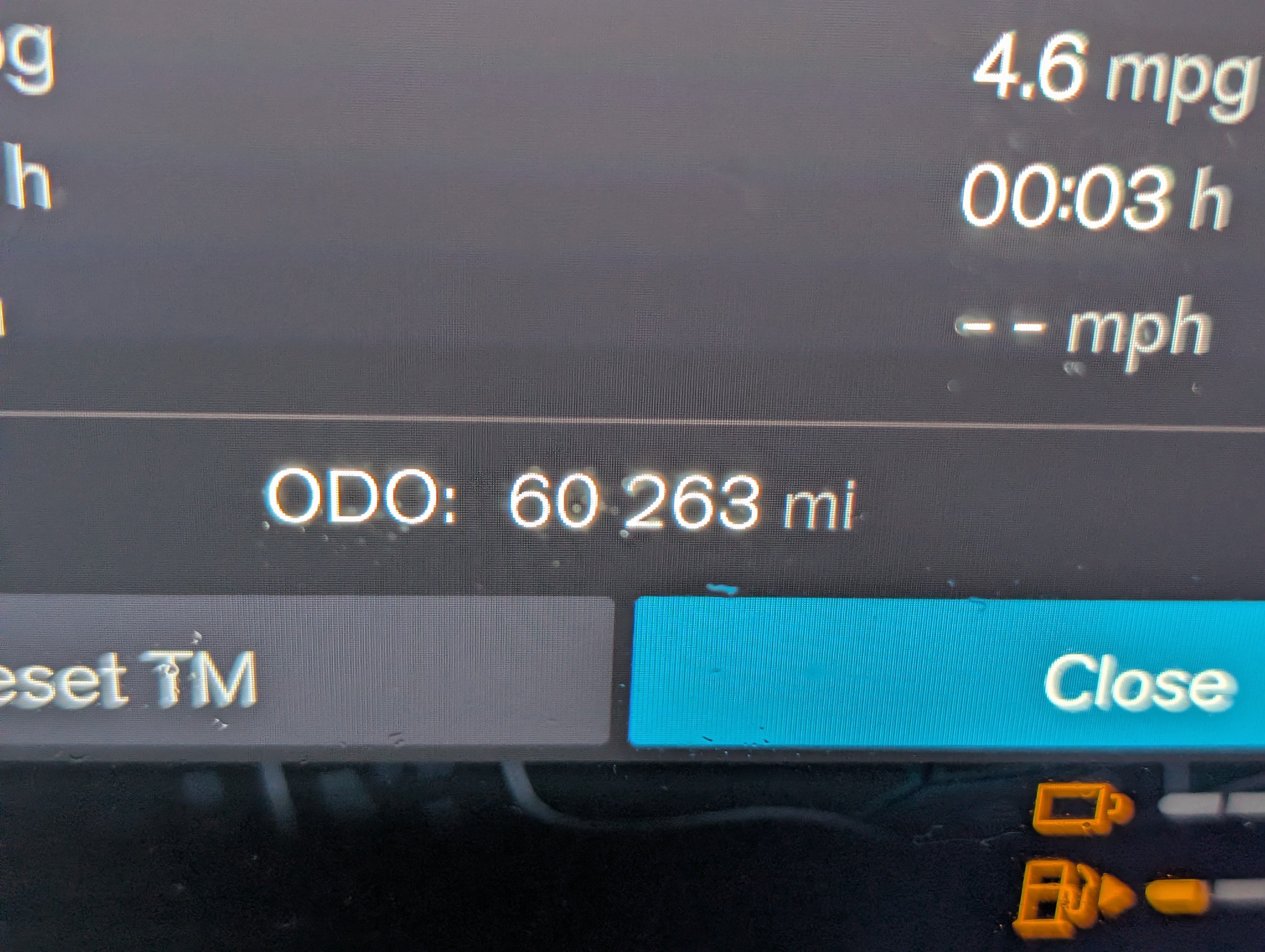 2023 Volvo S60 Recharge Plug-In Hybrid Plus Dark Theme