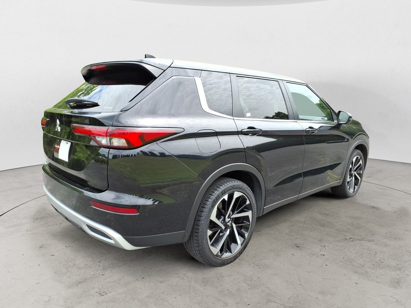 2024 Mitsubishi Outlander SE Black Edition