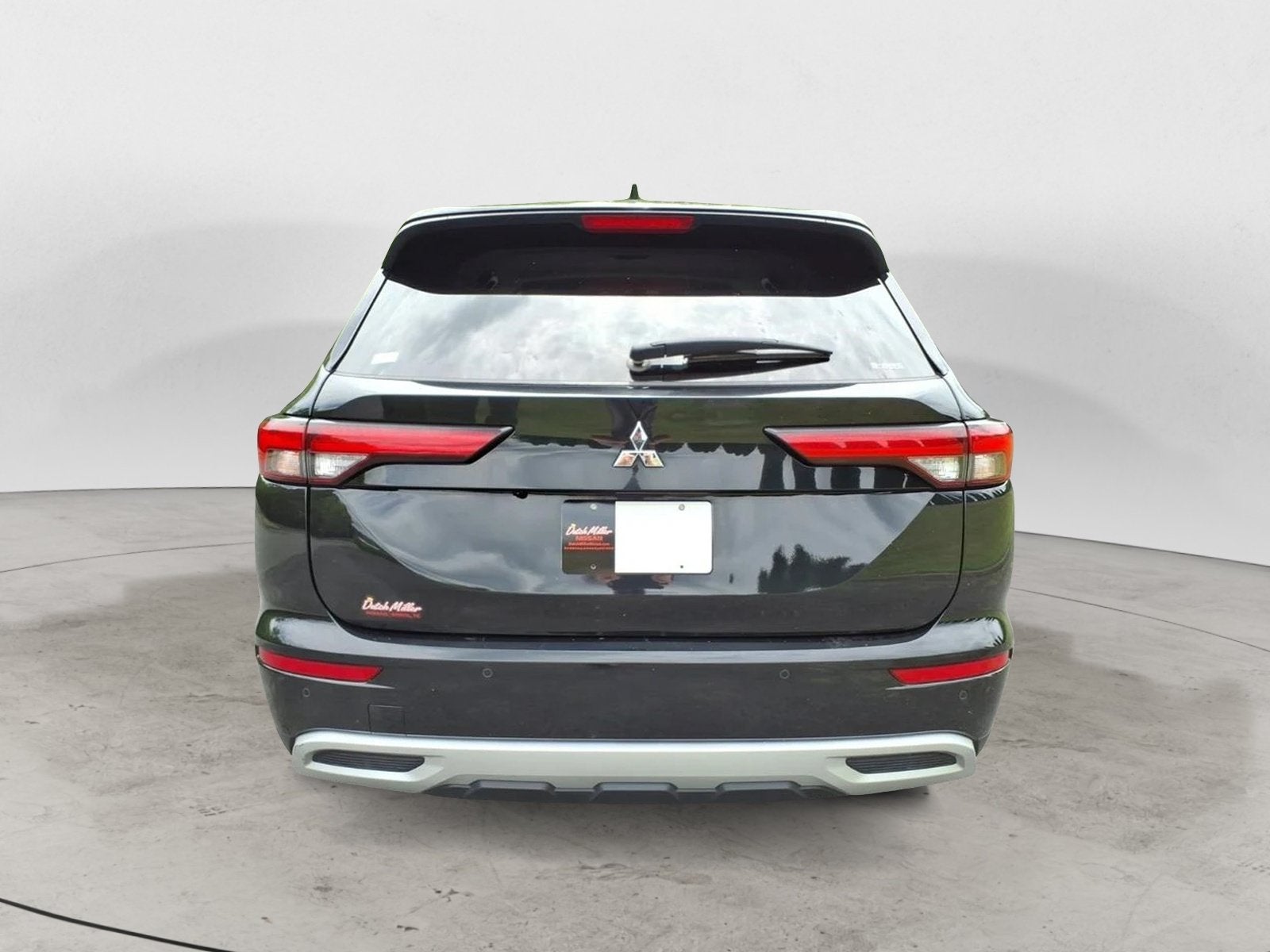 2024 Mitsubishi Outlander SE Black Edition
