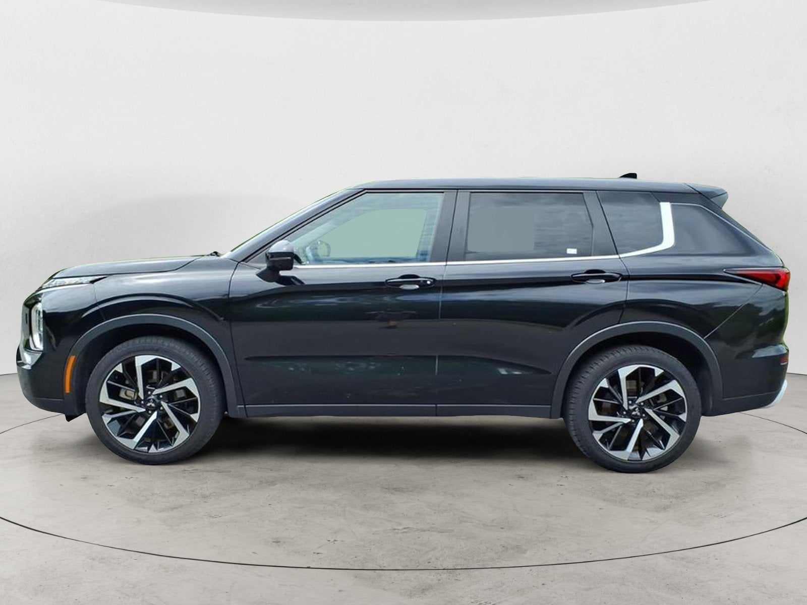 2024 Mitsubishi Outlander SE Black Edition