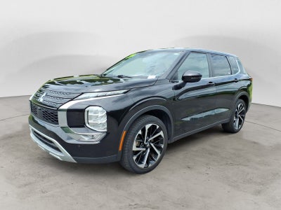 2024 Mitsubishi Outlander SE Black Edition