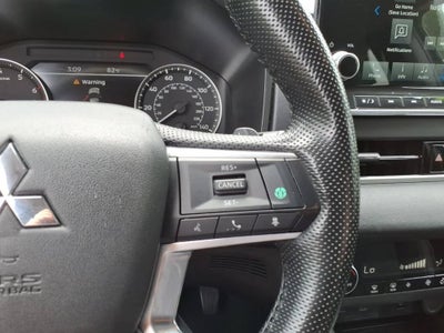 2024 Mitsubishi Outlander SE Black Edition