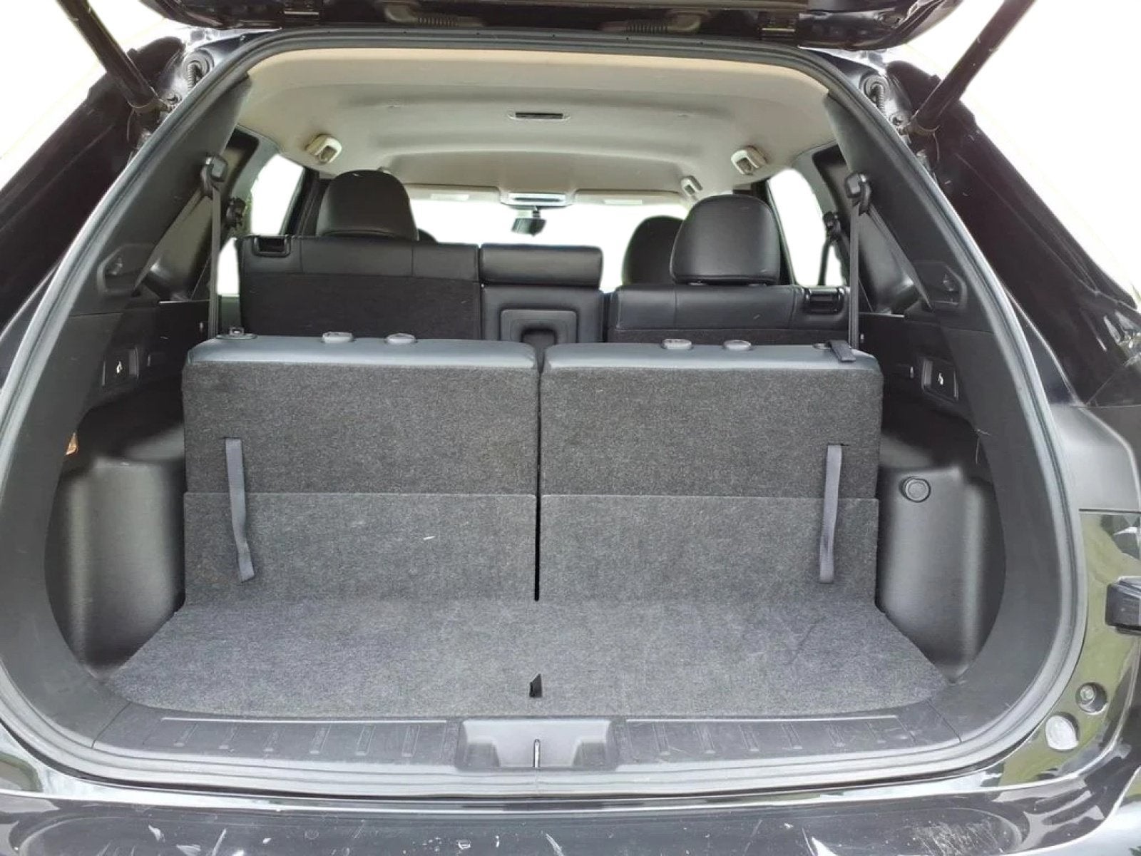 2024 Mitsubishi Outlander SE Black Edition