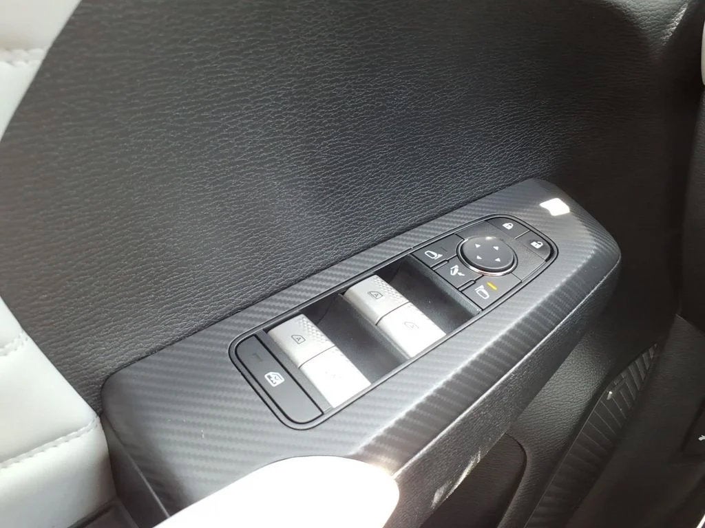 2025 Mitsubishi Outlander Platinum Edition