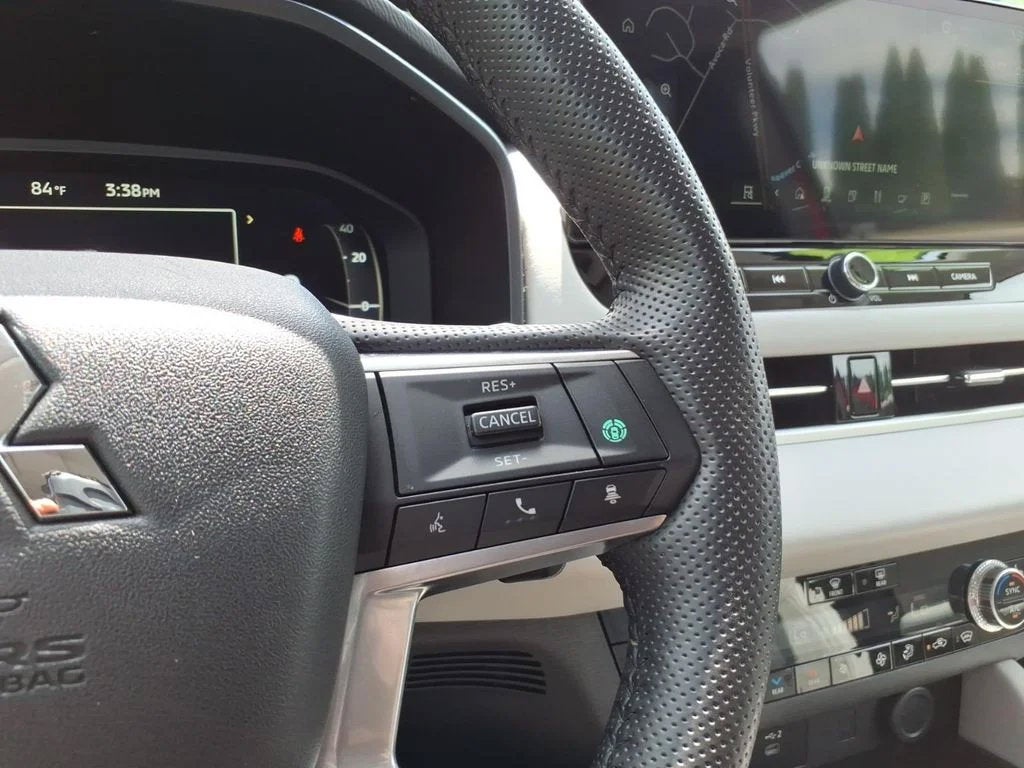 2025 Mitsubishi Outlander Platinum Edition