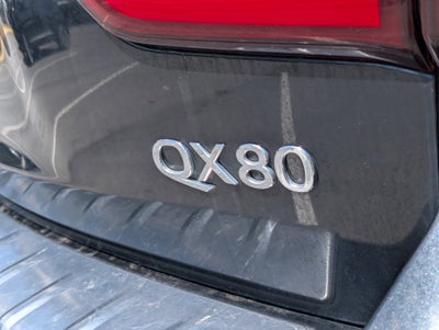 2024 INFINITI QX80 LUXE
