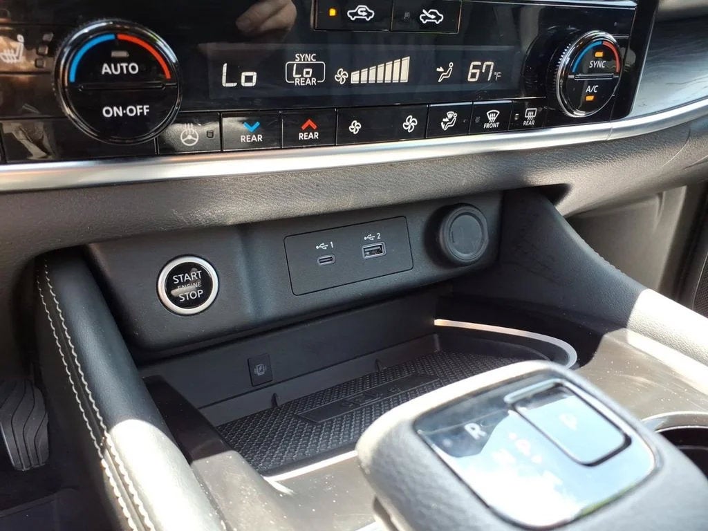 2023 Nissan Rogue Platinum