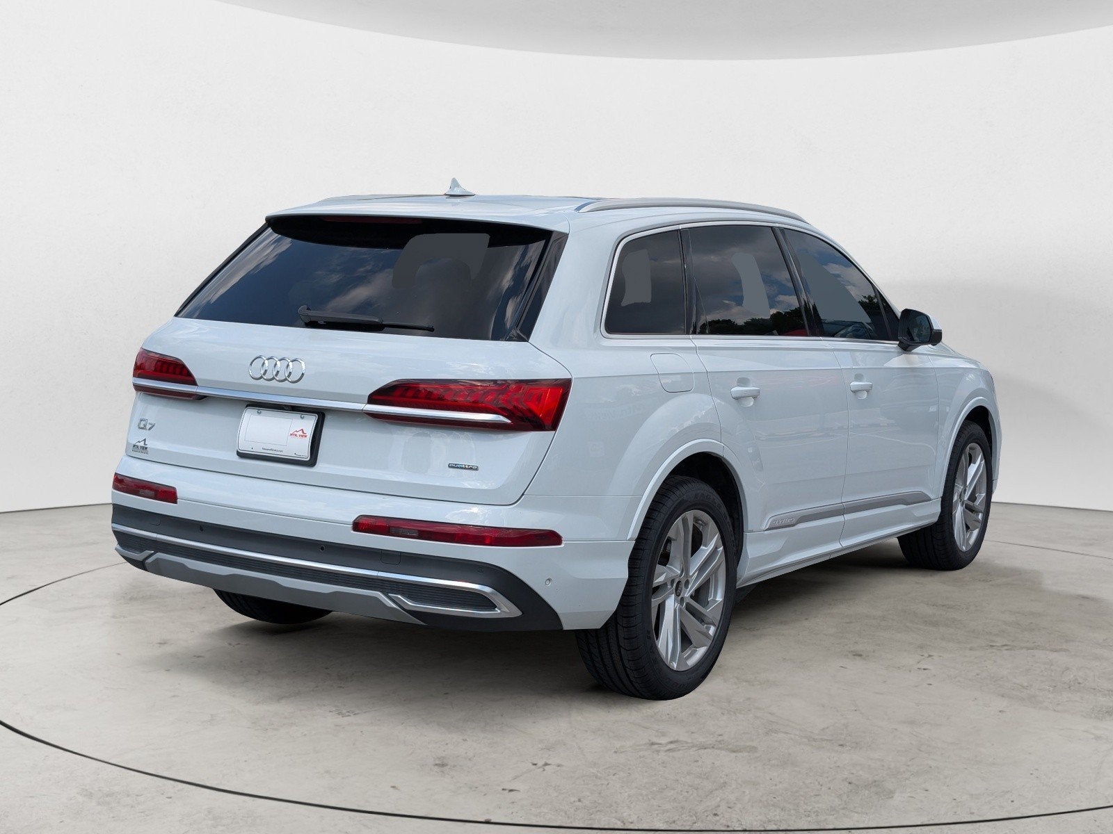 2023 Audi Q7 Premium