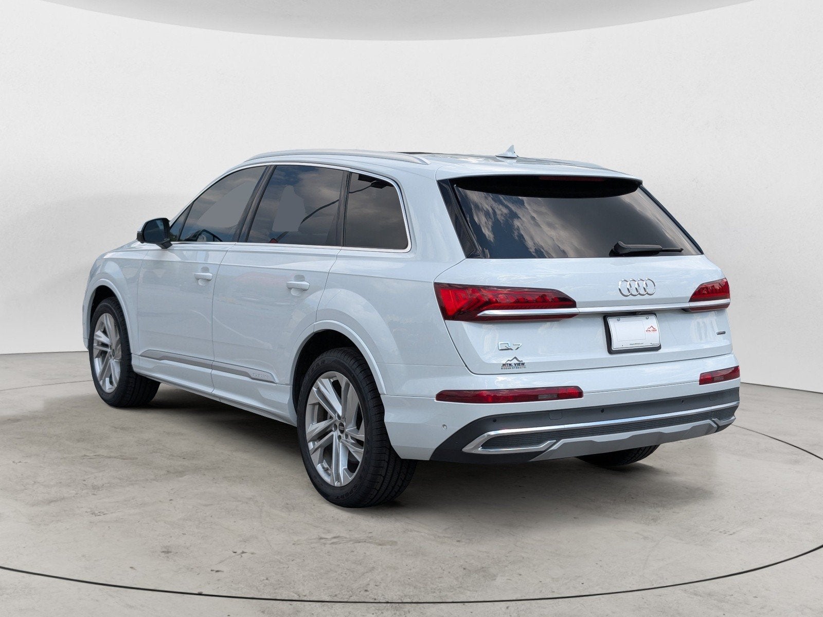 2023 Audi Q7 Premium