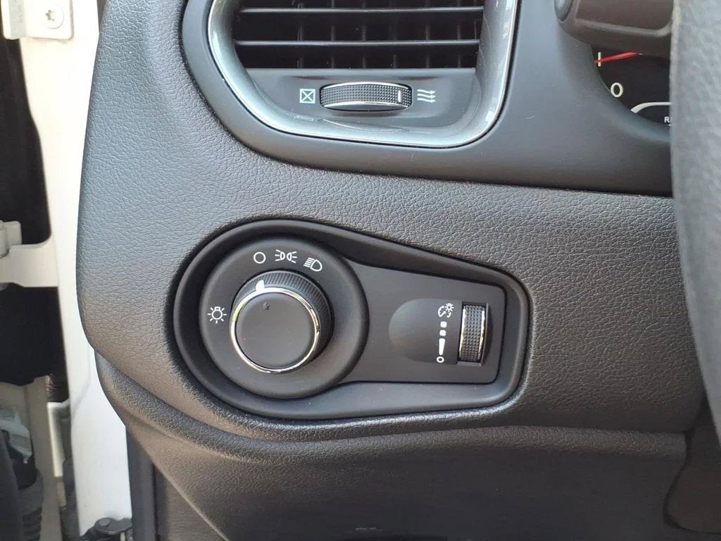2023 Jeep Renegade (RED) Edition